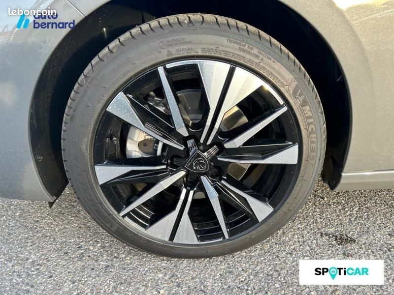 Peugeot 308 1.2 Hybrid 145ch Allure e-DCS6 (image 11)