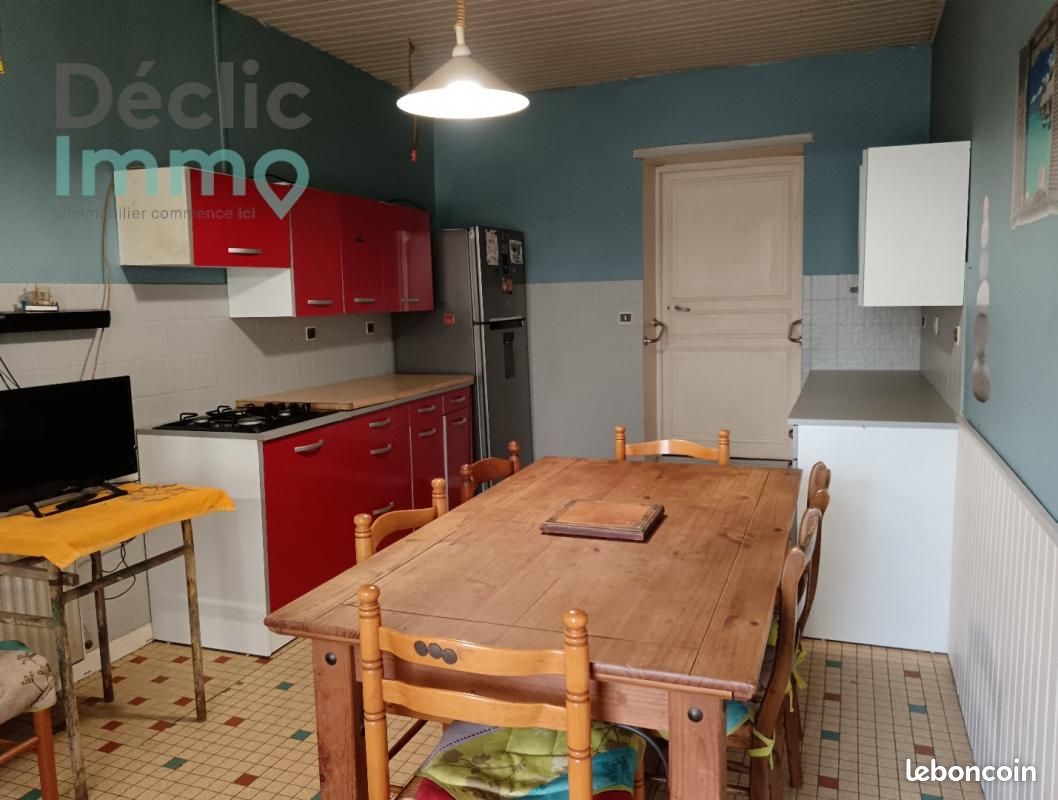 Maison 4 pièces 129 m² - Saint-Coutant 79120 (image principale 1)