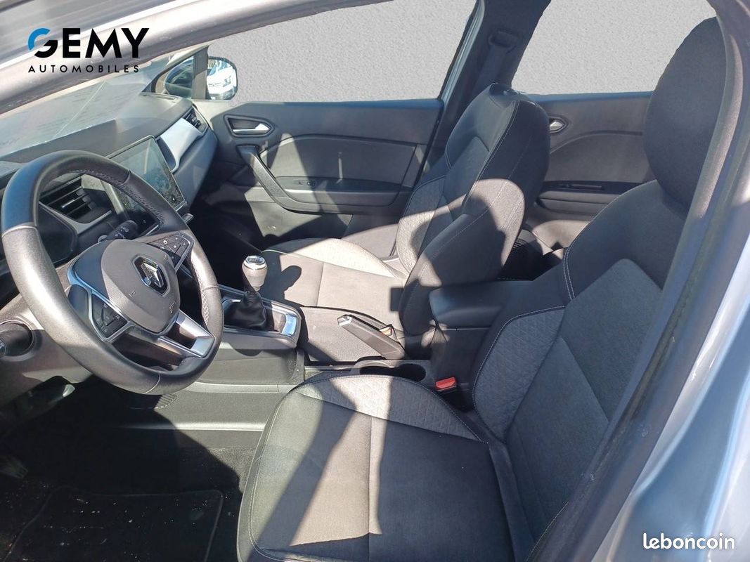 RENAULT Captur TCe 90 - 21 Business (image 9)