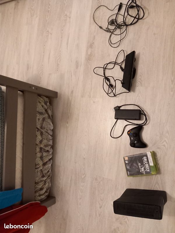 Xbox+xbox camera + call of duty+mannettes (image 10)