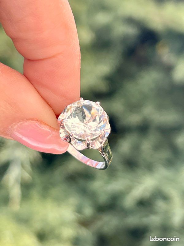 Bague fantaisie vintage taille 60 en bon état Bague fantaisie vintage taille 60 en bon état