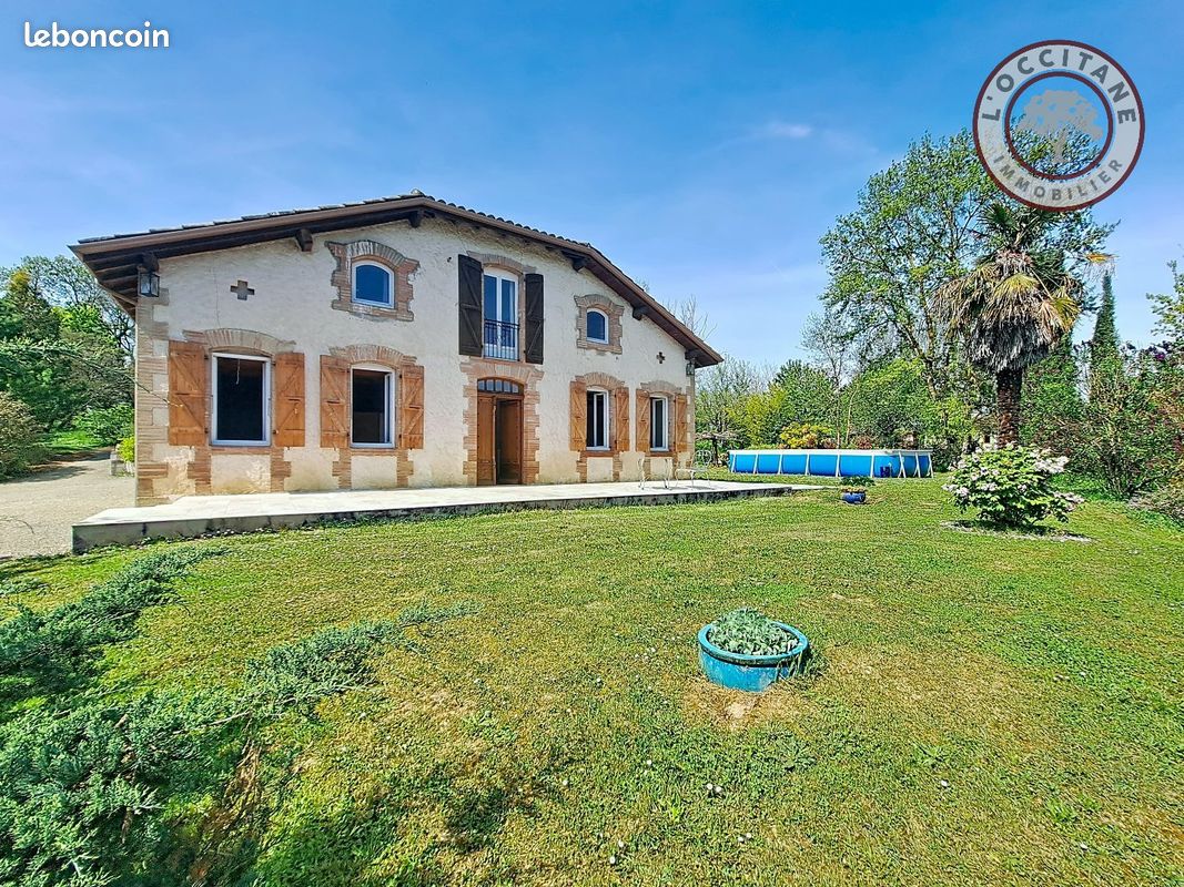 Maison 8 pièces 260 m² · à Gimont · 260 m² · 390 000 €