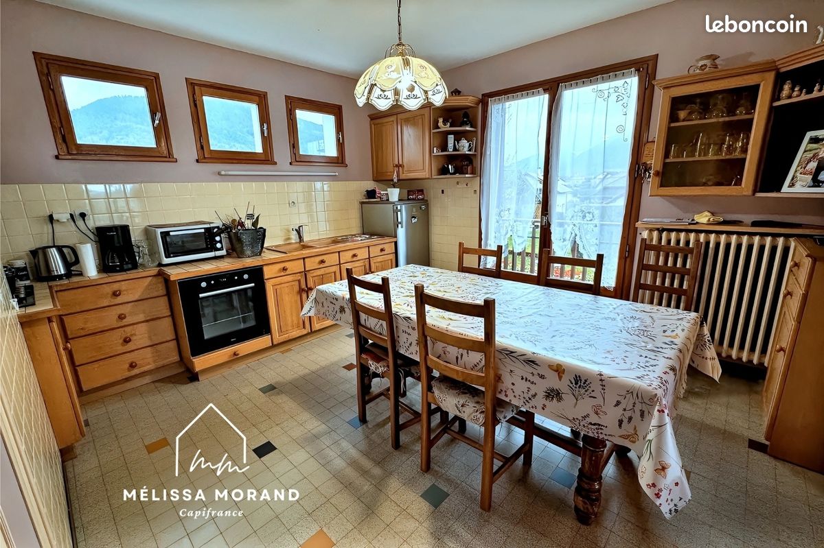Maison 7 pièces 199 m² (image 8)