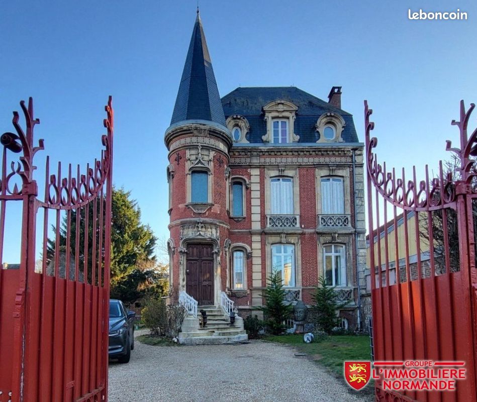 Maison 9 pièces 238 m² · à Louviers · 238 m² · 525 000 €