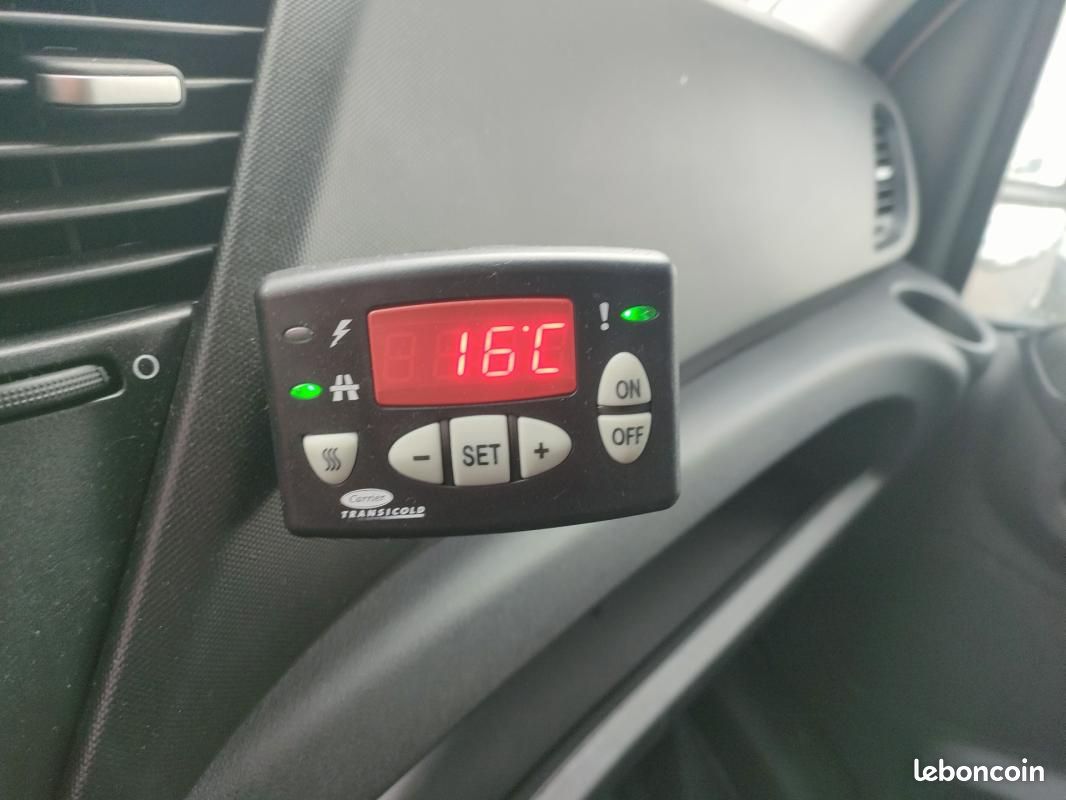 Iveco Daily CHASSIS CABINE FRIGO 12M3 160 CV ROUES JUMELEES HAYON CAISSE CAZAUX GROUPE THERMOKING... (image 14)