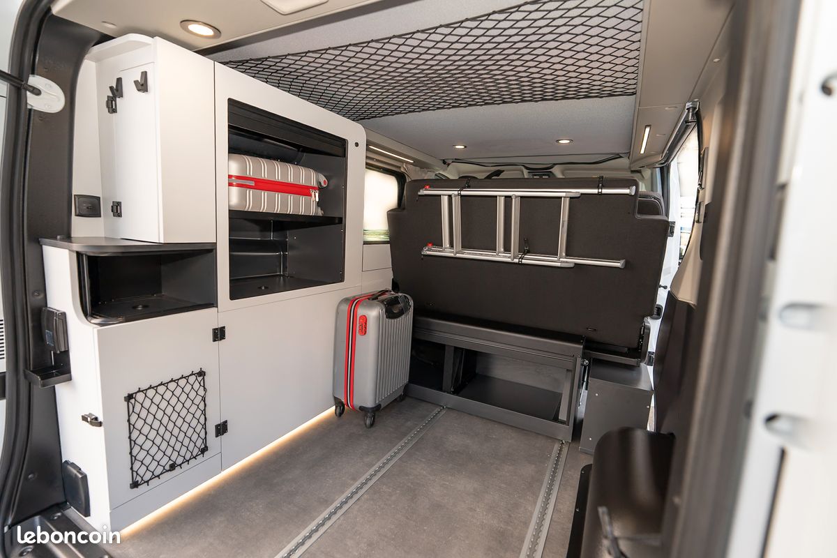 Flex 5 2026 Antilope VAN – 5 places, 4 couchages – Van aménagé NEUF et 100% équipé Visible sur notre showroom de Coëtmieux (image 6)