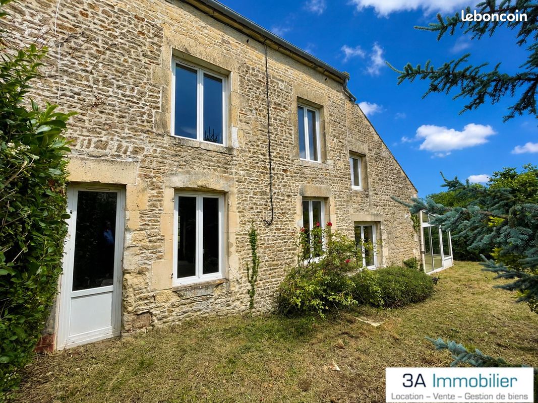Maison 7 pièces 157 m² · à Laize-Clinchamps · 157 m² · 212 700 €