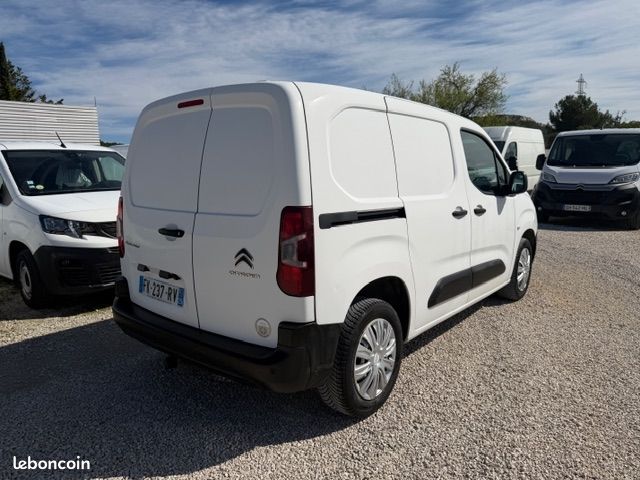Citroen BERLINGO VAN BLUEHDI 75 CH GPS CARPLAY CAMERA DE RECUL (image 4)