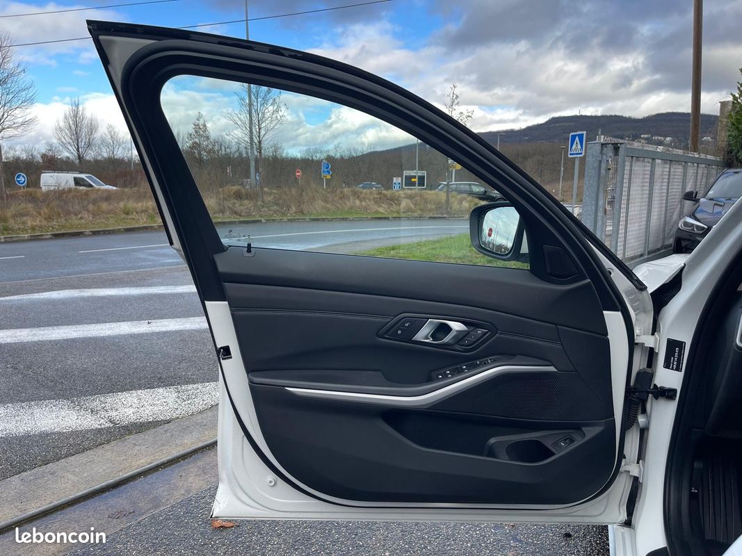 BMW SERIE 3 TOURING G21 330d xDrive 286 ch BVA8 Lounge - VÉHICULE CONTROLÉ/GARANTI (image 11)