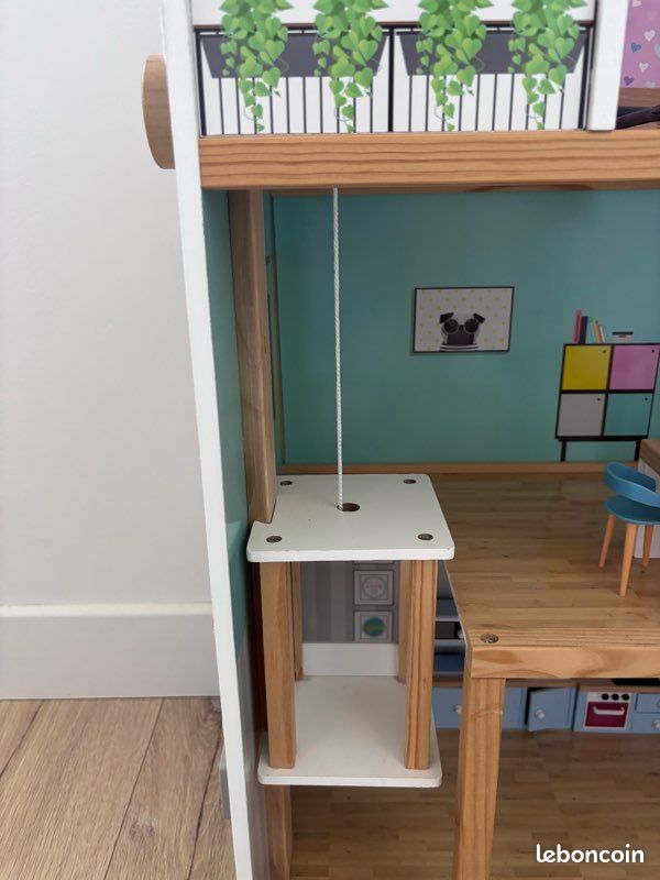Maison poupée Lidl en bois avec personnages et meubles (image 6)