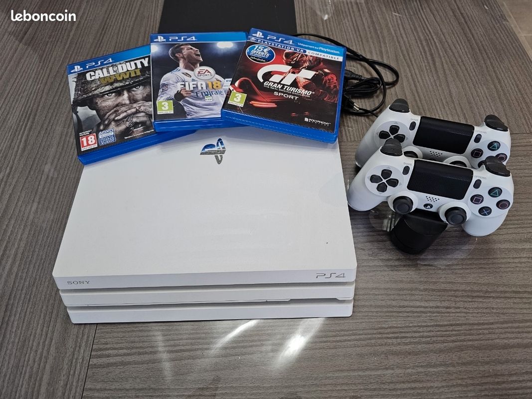 Console PS4 Pro 1To - Consoles