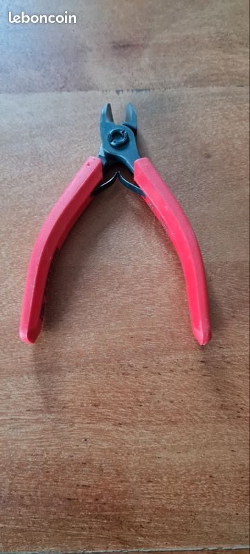 Pince coupante diagonale facom (image 1)