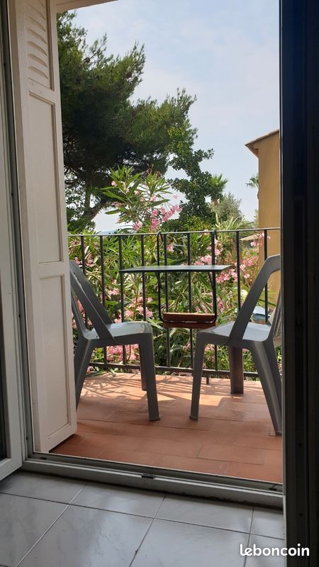 Appartement 1 pièce 28 m² · à Sanary-sur-Mer · 28 m² · 159 500 €