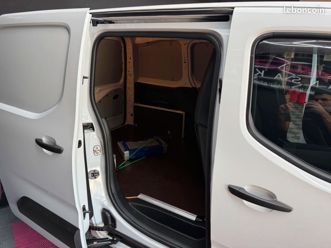 Fiat doblo fourgon m 650kg bluehdi 130 s&s eat8 (image 10)