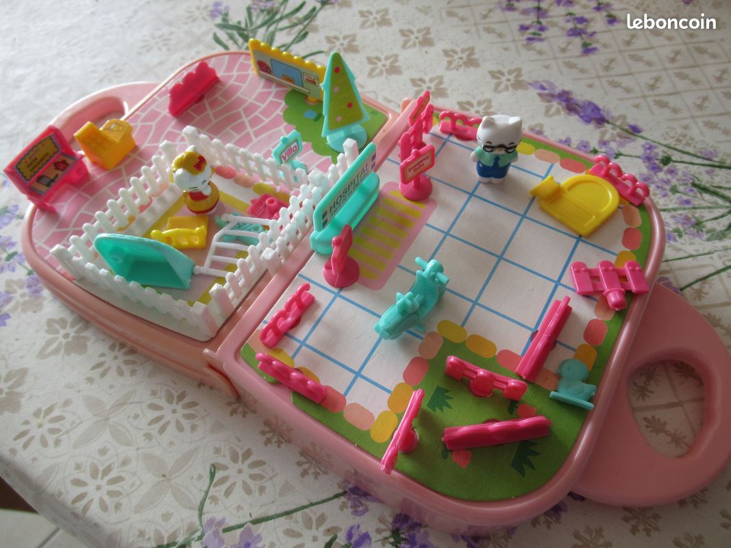 Valisette hello kitty mini univers (image 1)