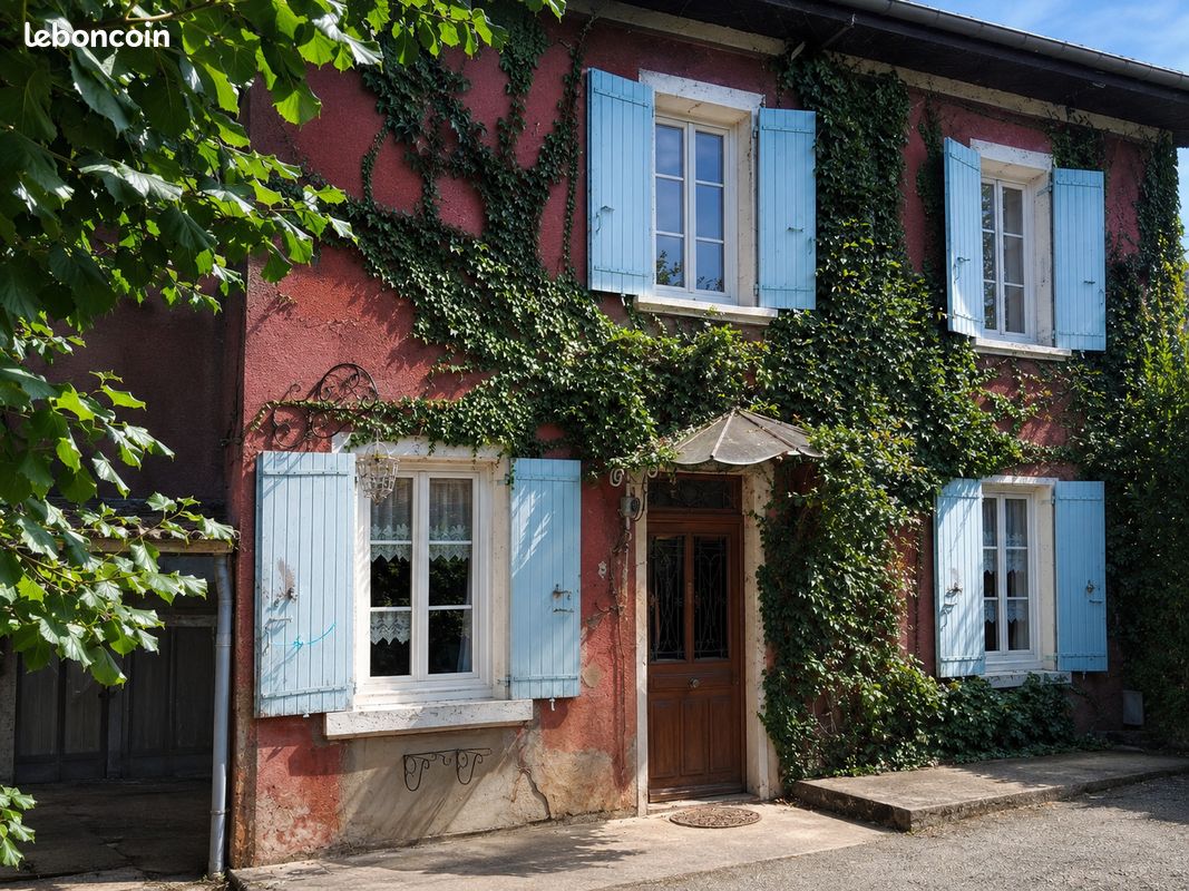 Maison 6 pièces 145 m² · à Les Avenières Veyrins-Thuellin · 145 m² · 249 000 €