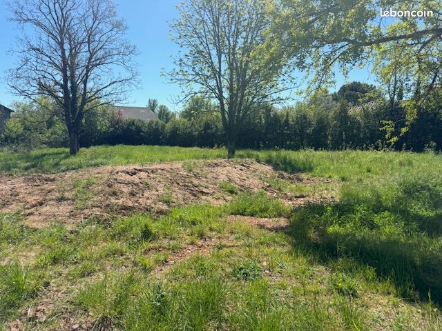 Terrain 676 m² Cagnac Les Mines · à Cagnac-les-Mines · 84 000 €