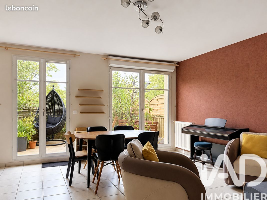 Maison 7 pièces 125 m² · à Saint-Cyr-l'École · 125 m² · 520 000 €