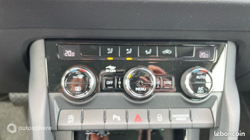 Skoda Karoq 1.5 TSI Evo 2 ACT 150ch Selection DSG7 (image 26)