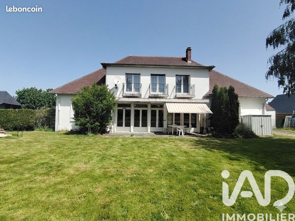 Maison 17 pièces 342 m² · à Boissey-le-Châtel · 342 m² · 388 500 €