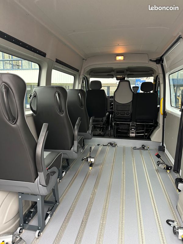 RENAULT Master Fourgon FG TR GCF F3500 L2H2 DCI 135 cv Blanc minéral TPMR VASP Handicap (image 5)