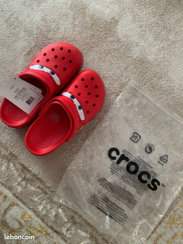 Crocs CARS taille 39/40 (image 1)