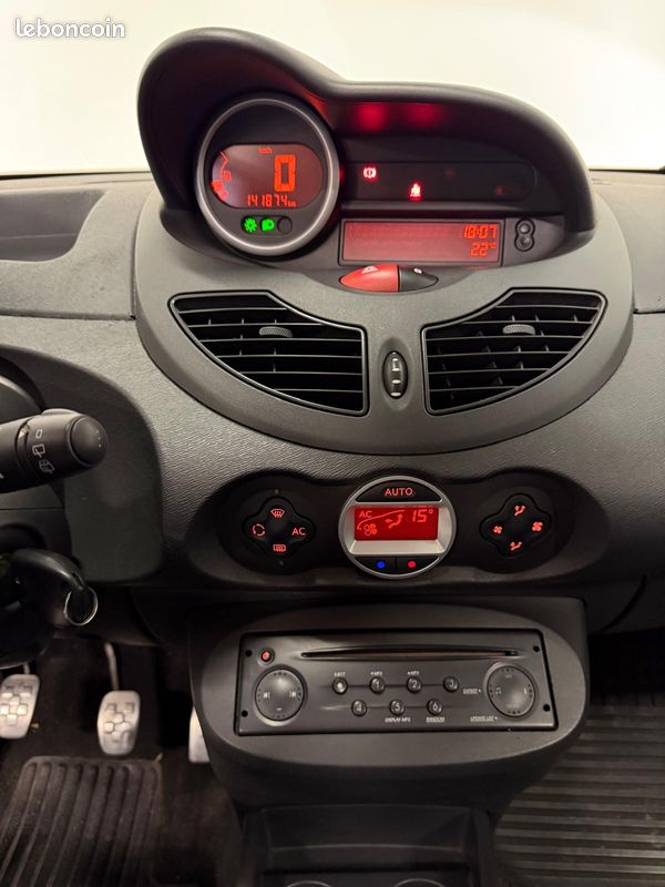 RENAULT Twingo 1.6 16v 133ch Renault Sport Kit Distribution Neuf + Disques et Plaquettes de Freins Neufs Toit Ouvrant Panoramique / Climatisation (image 10)