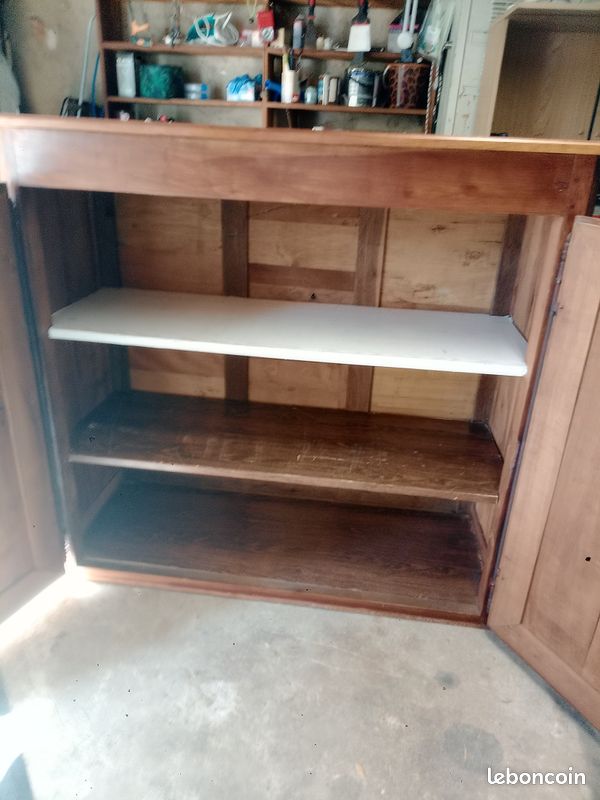 Meuble en noyer (image 2)
