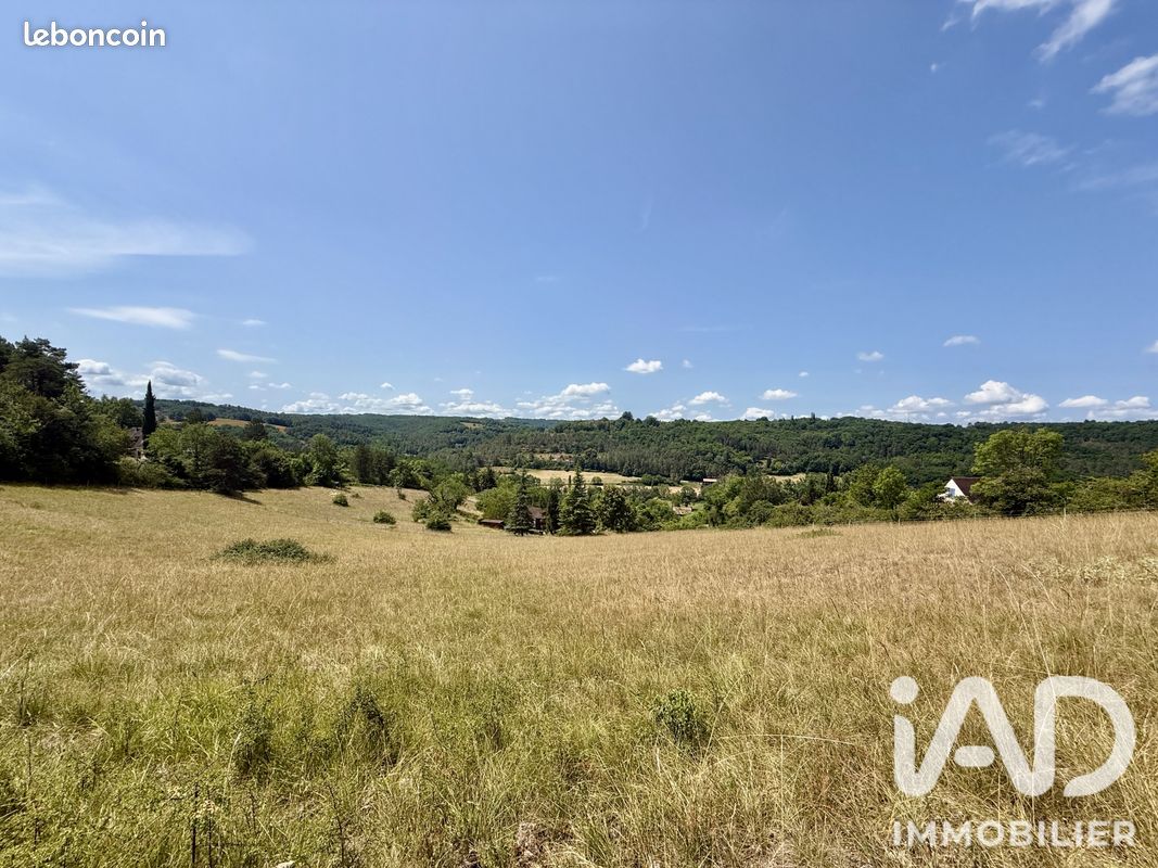 Terrain 12279 m² · à Plazac · 12 279 m² · 121 000 €