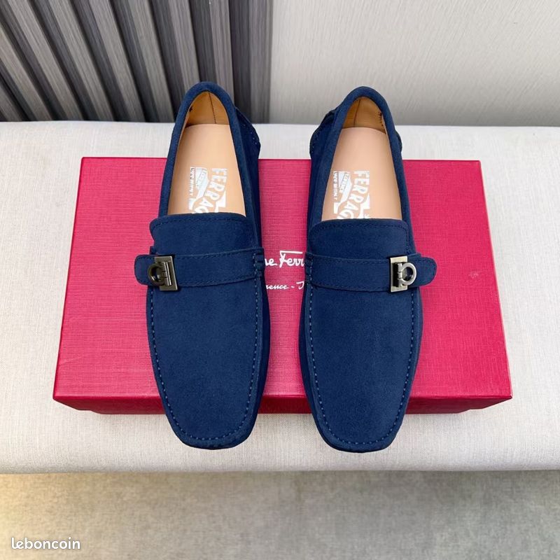 Mocassins Ferragamo bleus, pointure 43 (image 2)