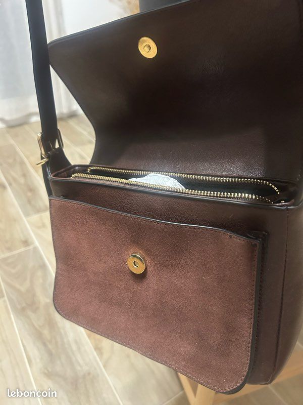 A vendre sac Accessoires Bagagerie