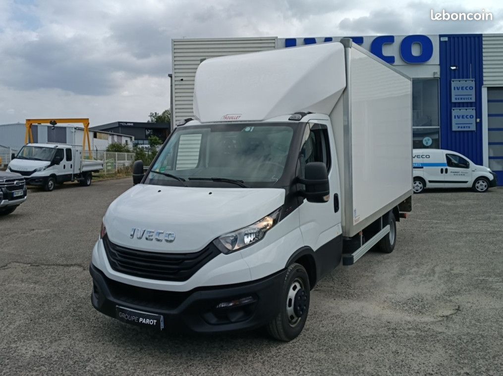 Iveco Daily Caisse hayon CCb 35C16H empattement 4100 3.0 (image 1)
