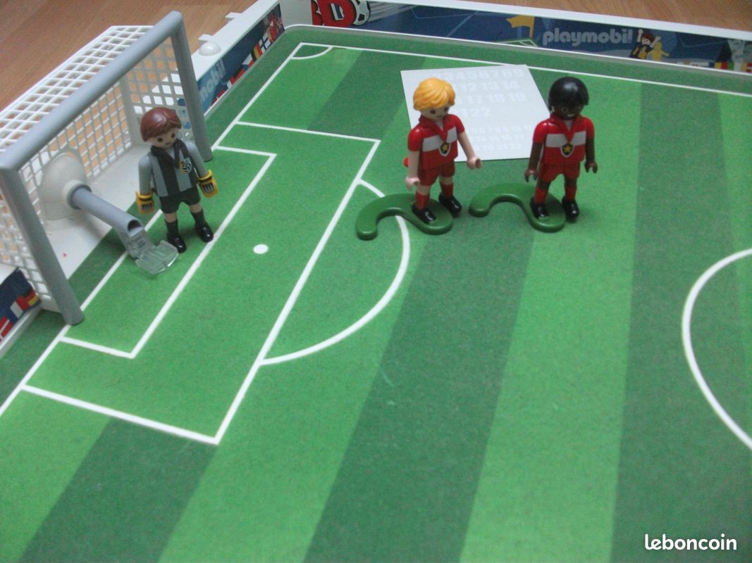 Grand terrain de football transportable playmobil Jeux Jouets