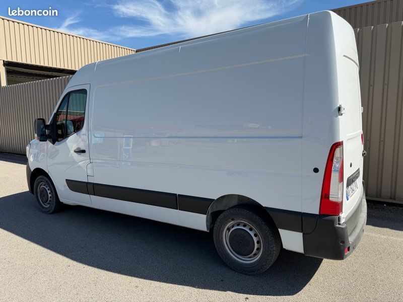 Renault Master III ph3 L2/H2 2.3 dci 135cv bvm6 Confort / 1*main / 2024 / 48.000km / Révisée / 20.000e ht 23.990e ttc Garantie 6 mois (image 4)