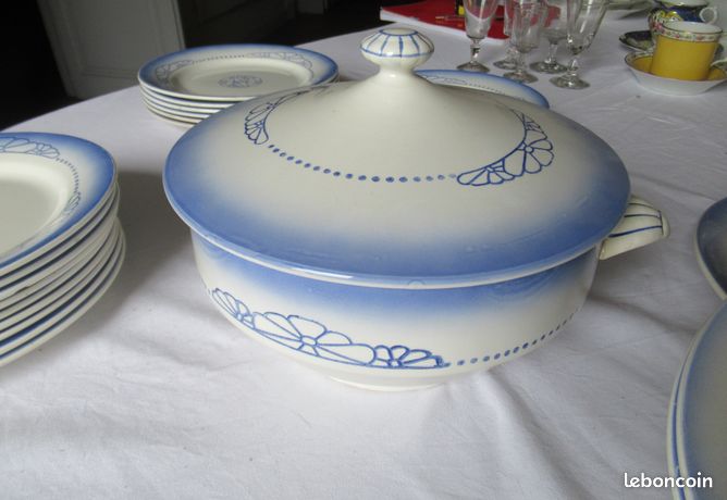 Dessous de plat art déco fonte Révin fonderie Ardennes - France