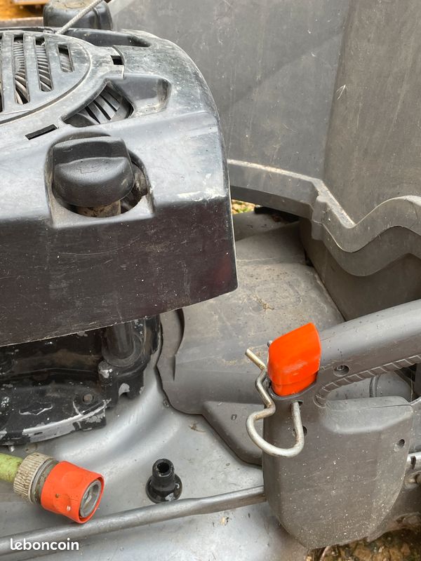 Tondeuse HUSQVARNA LC 53Be avec kit mulching (image 4)