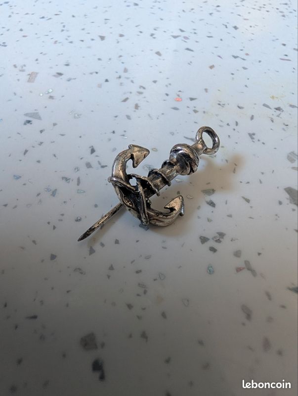 Broche Ancienne Encre Marine - Bijou Vintage Sans Marque