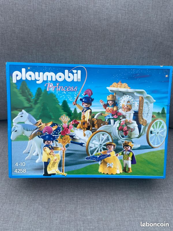 Playmobil Princesse carrosse vive les mariés numéro 4258 Jeux
