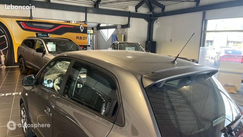Renault Twingo 1.0 SCe 65ch Equilibre (image 22)