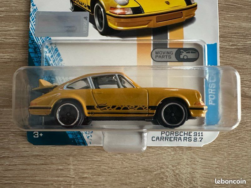PORSCHE 911 Carrera RS 2,7L. 1973 1/43 JOUEF EVOLUTION