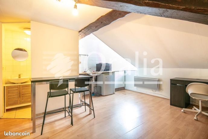 Studio 1 pièce 12 m² — 3