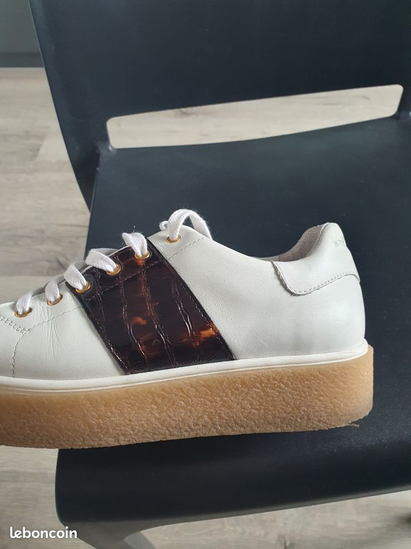 Sneakers pointure 40 (image 4)