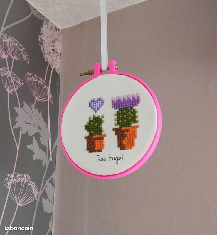 Suspension décoration crochet cactus (image 1)