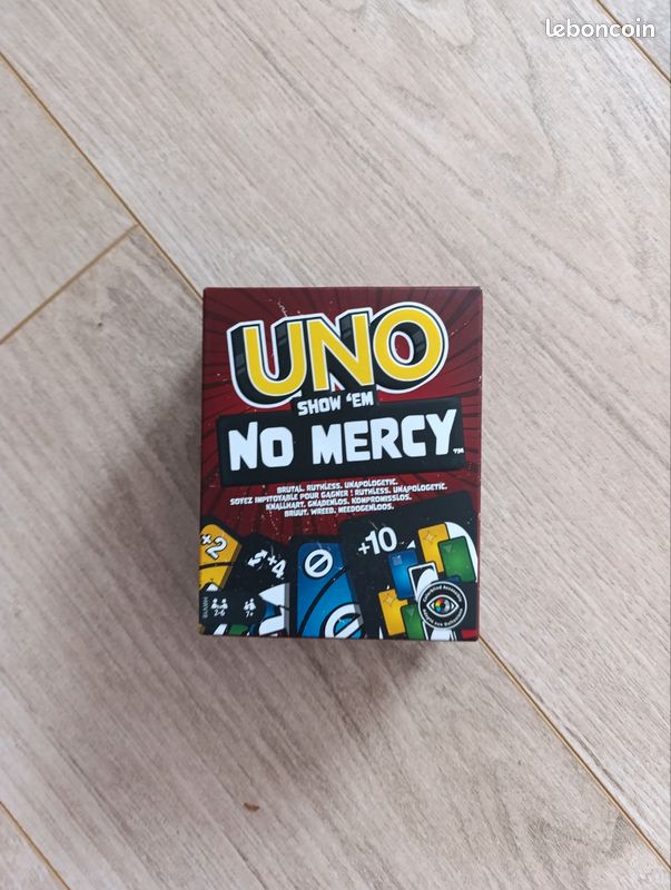 Jeu de société UNO Neuf (image 1)