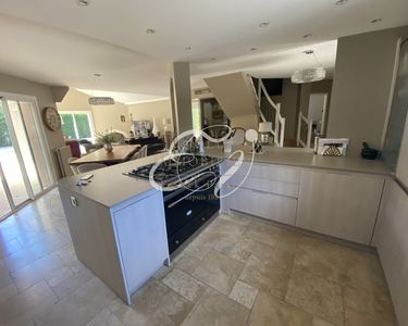 Maison 1 280 000 € - 150 m²