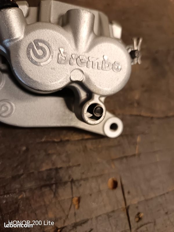 Étrier Brembo KTM HVA (image 3)