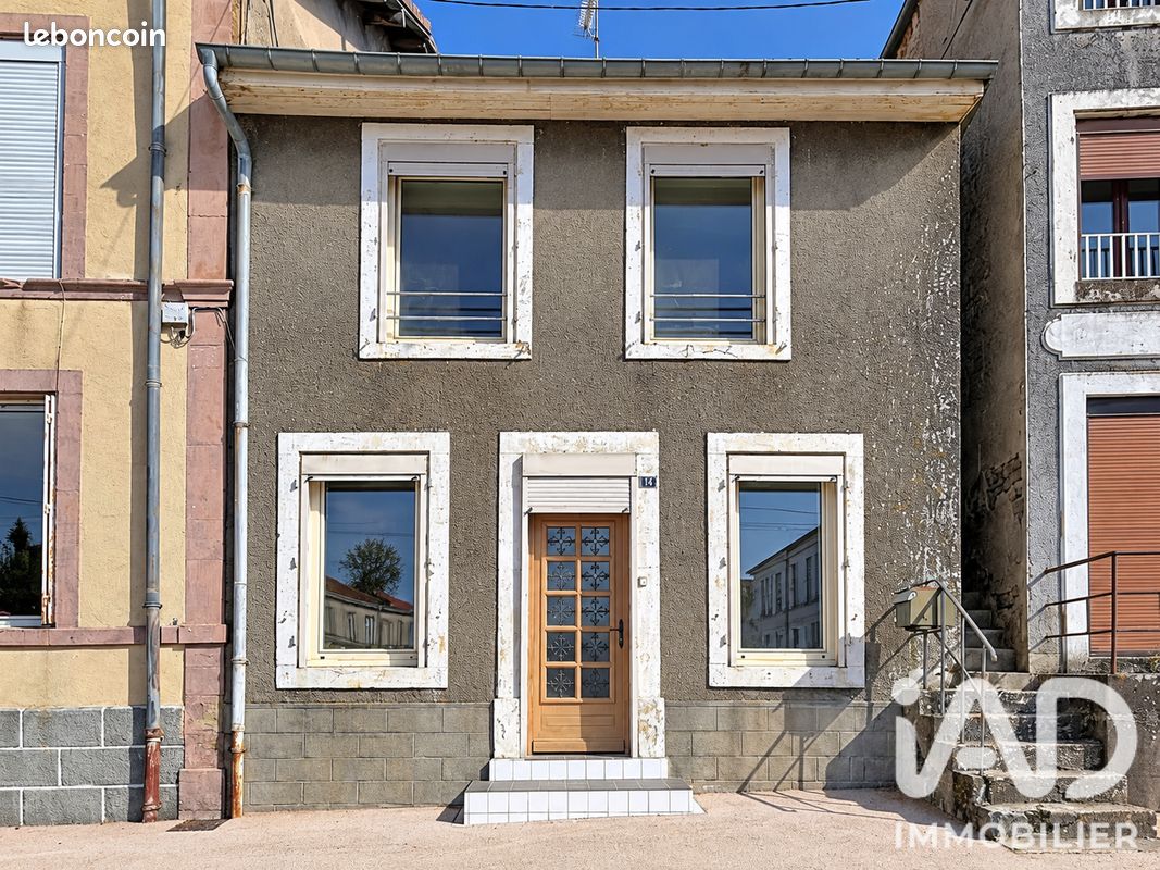 Maison 5 pièces 110 m² · à Avricourt · 110 m² · 98 000 €