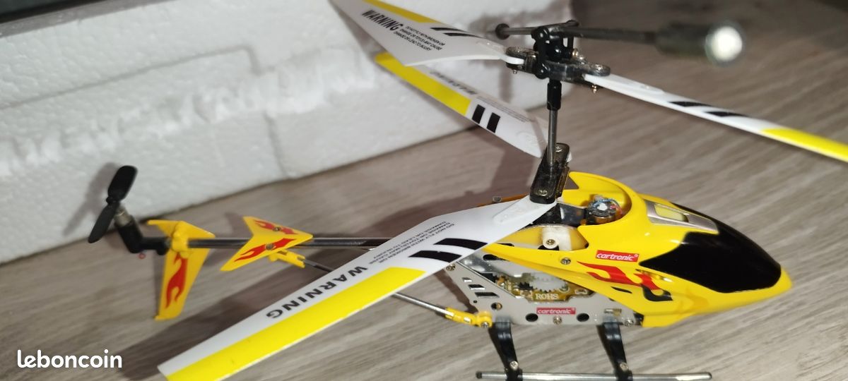 Jouet hélicoptère télécommandé (image 2)