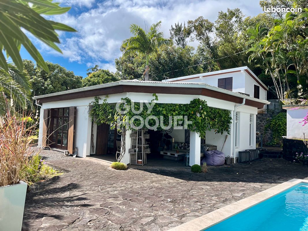 Maison 4 pièces 160 m² · à Saint-Denis · 160 m² · 799 000 €