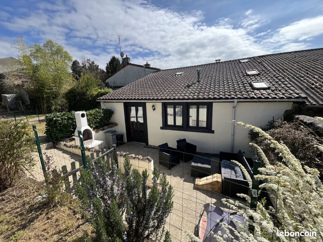 Maison 6 pièces 121 m² · à Val-d'Oire-et-Gartempe · 121 m² · 136 250 €